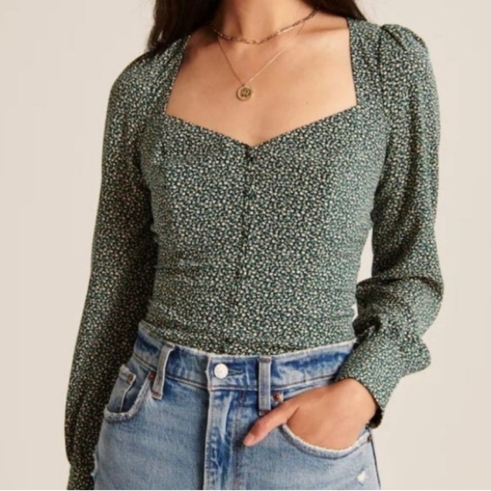 Abercrombie & Fitch Green Floral Long-Sleeve Top